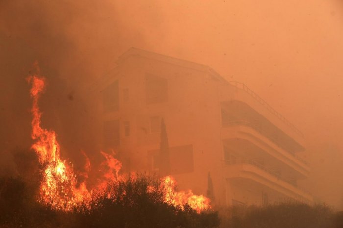 Ilustračný obrázok k článku HOROR na Jadrane, Chorvátsko v PLAMEŇOCH: Zhorené domy, evakuovali obyvateľov a turistov!