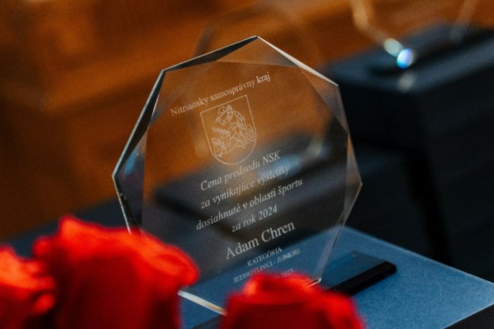 Ilustračný obrázok k článku Najlepšou športovkyňou nášho KRAJA je podľa verejnosti VZPIERAČKA!