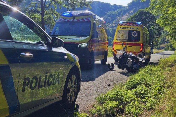 Ilustračný obrázok k článku HROZIVÁ zrážka s lesnou ZVEROU: Motocyklista aj spolujazdkyňa skončili v nemocnici