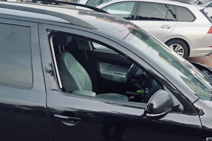 Ilustračný obrázok k článku Otec chcel POTRESTAŤ syna, v horúčave ho ZAMKOL v aute: 7-ročný chlapček skoro zomrel