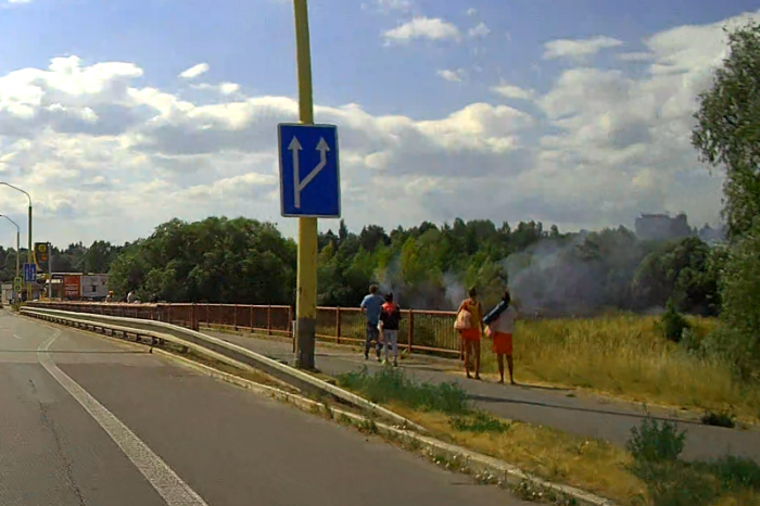 Ilustračný obrázok k článku Hasiči museli urýchlene na zásah, na Sekčove horel trávnatý porast