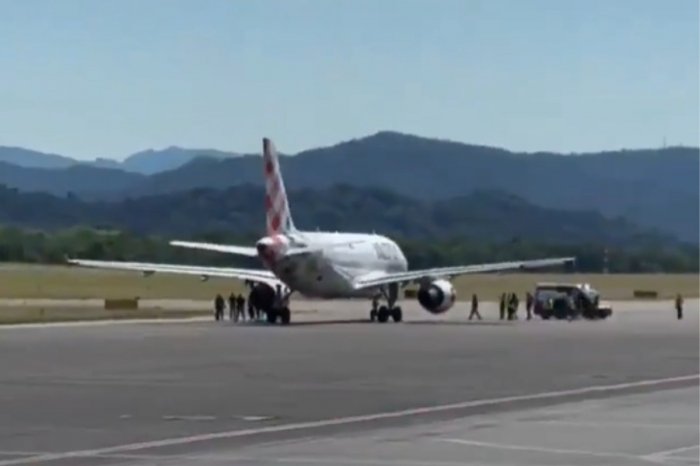 Ilustračný obrázok k článku TRAGÉDIA na letisku: Muža NASAL motor lietadla! NEMAL šancu prežiť