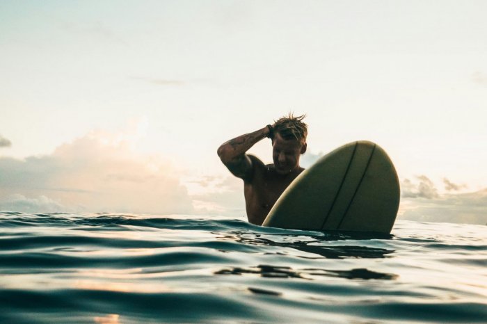 Ilustračný obrázok k článku DRÁMA na mori: Surfistu KILOMETRE unášali vlny! Zachránil sa na pustom ostrove