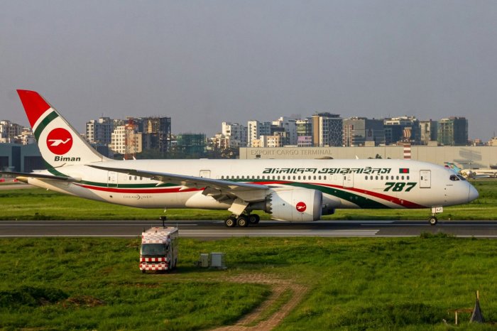 Ilustračný obrázok k článku KURIOZITA DŇA: Mama nechcela, aby jej syn odletel s MILENKOU! Nahlásila BOMBU v lietadle