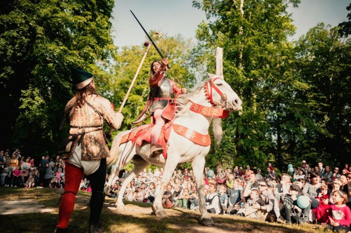 Ilustračný obrázok k článku Vyrazte do parku v Dolnej Krupej: Pri kaštieľ sa na tri dni nasťahujú ROZPRÁVKOVÉ bytosti