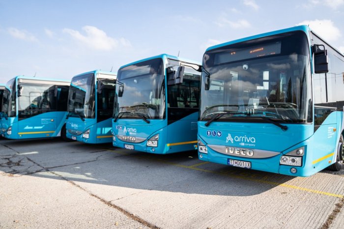 Ilustračný obrázok k článku Správa, ktorá POTEŠÍ! Ľudia vo veku nad 63 rokov cestujú po Trnavskom kraji VÝHODNEJŠIE