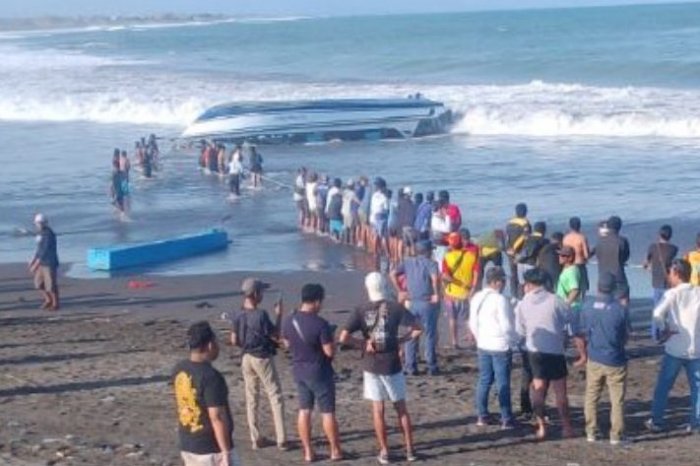 Ilustračný obrázok k článku TRAGÉDIA v dovolenkovom raji: Na Bali sa PREVRÁTILA loď s turistami! Hlásia MŔTVYCH