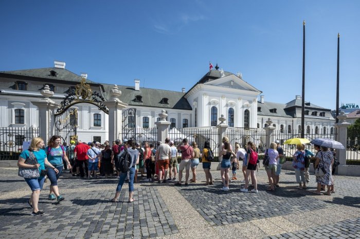 Ilustračný obrázok k článku Toto si NENECHAJTE ujsť! Prezidentský palác OTVORÍ svoje brány pre verejnosť