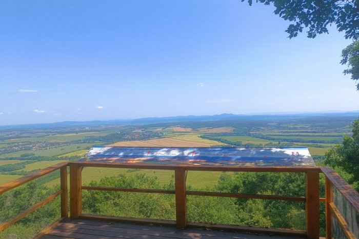 Ilustračný obrázok k článku Turisti môžu spoznávať Slovensko z takmer 150 rozhľadní: Ktoré sú NAJ?