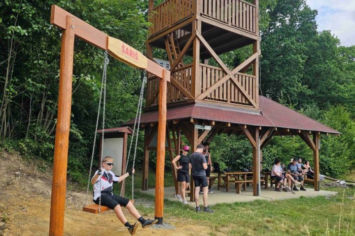 Ilustračný obrázok k článku Pri vyhliadke na východe pribudla NOVINKA: Hojdačku si všetci rýchlo a veľmi ľahko ZAMILUJÚ