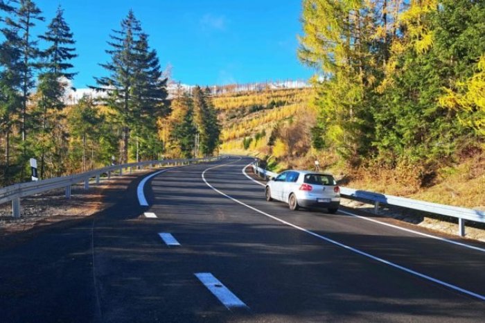 Ilustračný obrázok k článku Hľadá sa riešenie na preťaženú dopravu v Tatrách: Zmierniť to má inteligentný systém