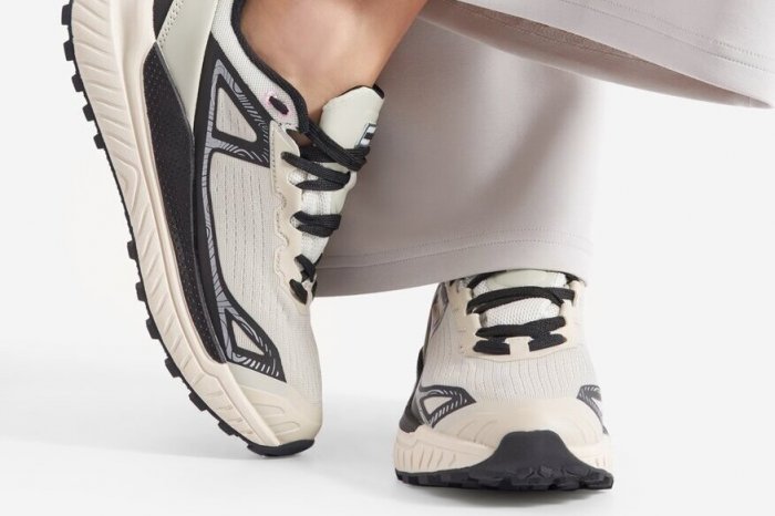 Ilustračný obrázok k článku Najlepšie turistické topánky roku 2025 – pohodlie a odolnosť za všetkých poveternostných podmienok