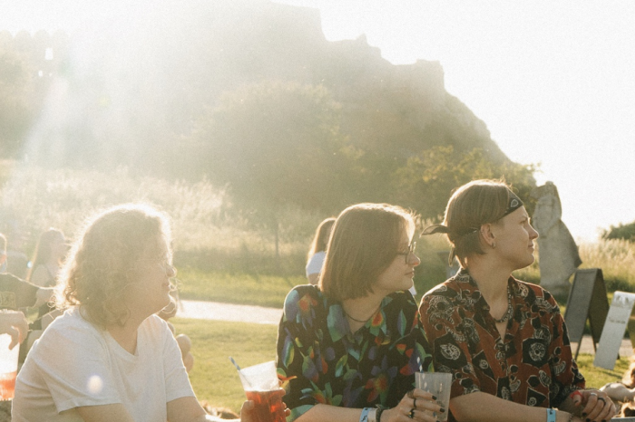 Ilustračný obrázok k článku Máte už PROGRAM na víkend? Prichádza 2. ročník inkluzívneho festivalu Devín pre všetkých