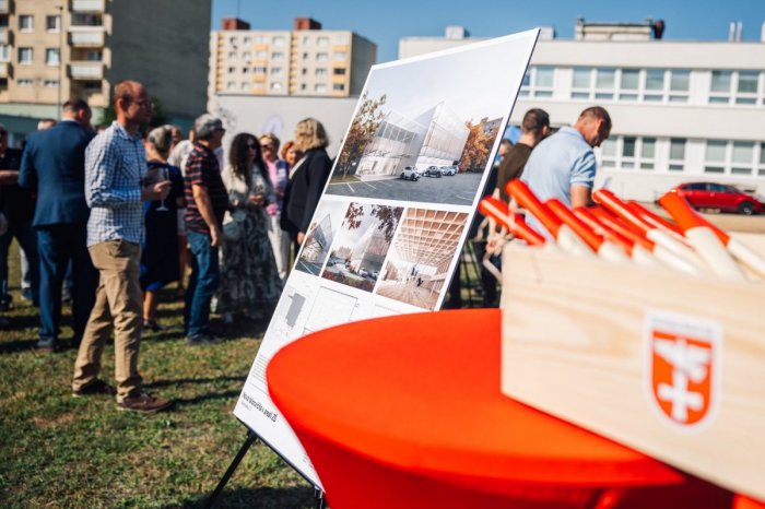 Ilustračný obrázok k článku Devínska Nová Ves bude mať MODERNÉ športovisko: Spustili výstavbu