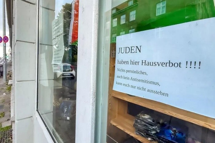 Ilustračný obrázok k článku ŠOK v Nemecku! Ľudia zúria: Majiteľ ZAKÁZAL Židom vstup do obchodu