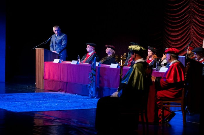 Ilustračný obrázok k článku Prešovská univerzita otvorila nový ročník: Na slávnosti sa nečakane objavil aj Fico