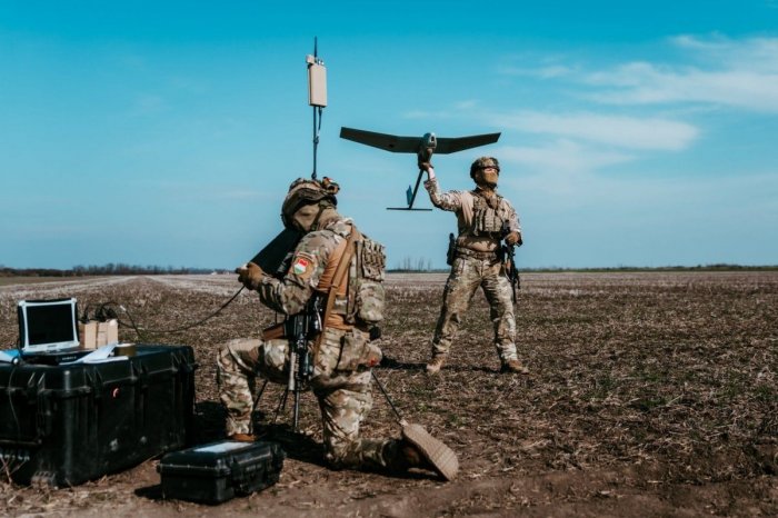 Ilustračný obrázok k článku Maďarské špionážne drony nad Ukrajinou? TVRDÁ reakcia Maďarov! Zelenskyj vraj stráca ROZUM