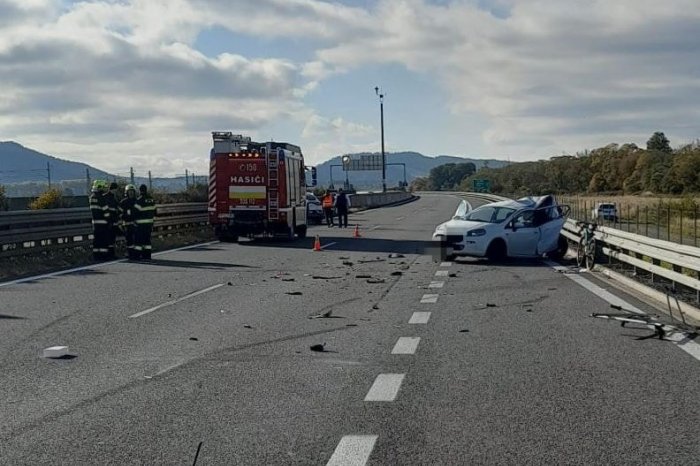 Ilustračný obrázok k článku Na diaľnici došlo k nehode, úsek pri Poprade bol NEPREJAZDNÝ: Polícia odkláňala dopravu