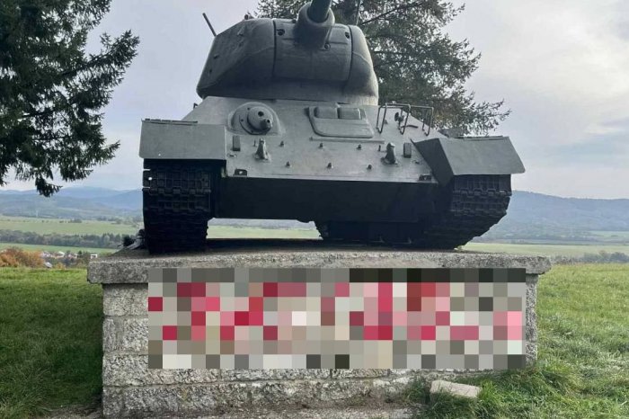 Ilustračný obrázok k článku ŠOKUJÚCI nápis na pamätníku SNP: Šutaj Eštok hovorí o výsledku opozičného štvania, FOTO