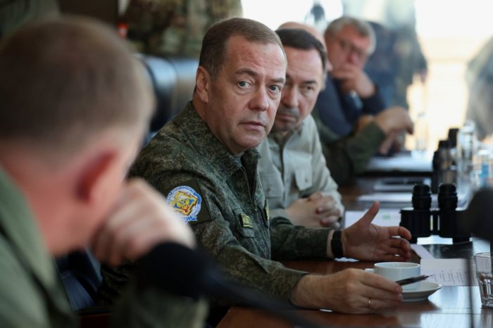 Ilustračný obrázok k článku Z Moskvy zaznievajú POSMEŠNÉ hlasy: Dôvod? Neschopnosť EÚ ochrániť Grónsko