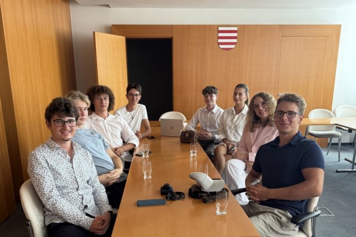 Ilustračný obrázok k článku Banská Bystrica má NOVÝ poradný orgán: Má byť hlasom MLADÝCH ľudí