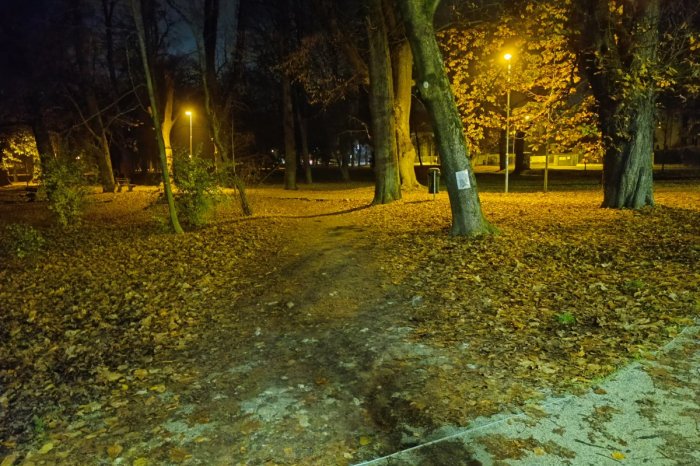 Ilustračný obrázok k článku Mnohí ZÁKAZ vstupu do parku ignorujú: Zábrany boli ODSTRAŇOVANÉ alebo POŠKODZOVANÉ, tvrdí mesto