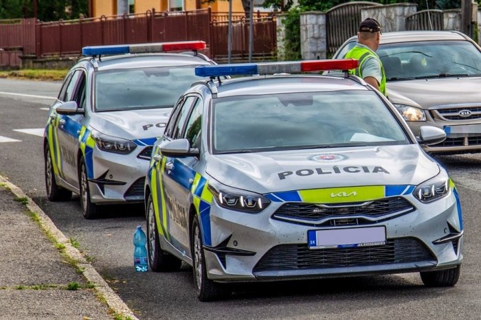 Ilustračný obrázok k článku HROZNÝ prípad: Nezvestná tínedžerka bola ZAMKNUTÁ na povale! Mali ju ZNEUŽÍVAŤ