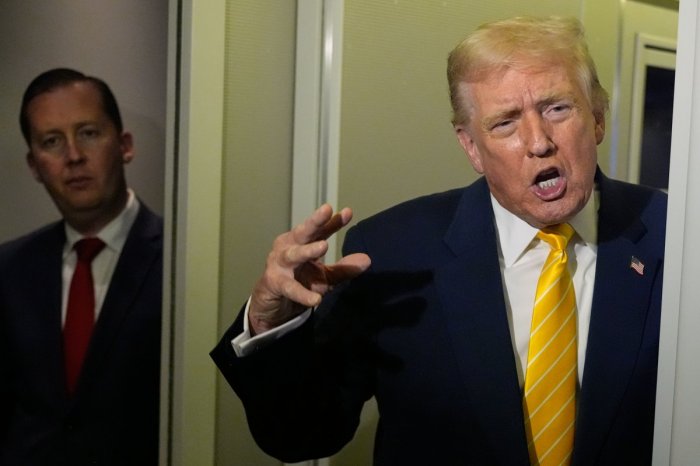 Ilustračný obrázok k článku Trump chce pre zostrihaný prejav zažalovať BBC: Bude požadovať 5 MILIÁRD dolárov