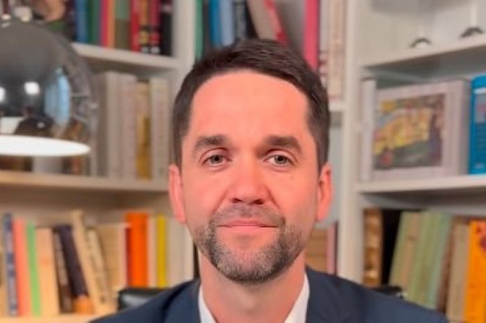 Ilustračný obrázok k článku Fico PRÍHOVOR k 17. novembru nemal, Lunter zverejnil svoj: Máme na viac, hovorí vo VIDEU