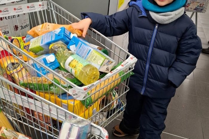 Ilustračný obrázok k článku SKVELÁ práca! Charita vlani ľuďom v núdzi rozviezla 170 TON potravín a drogérie