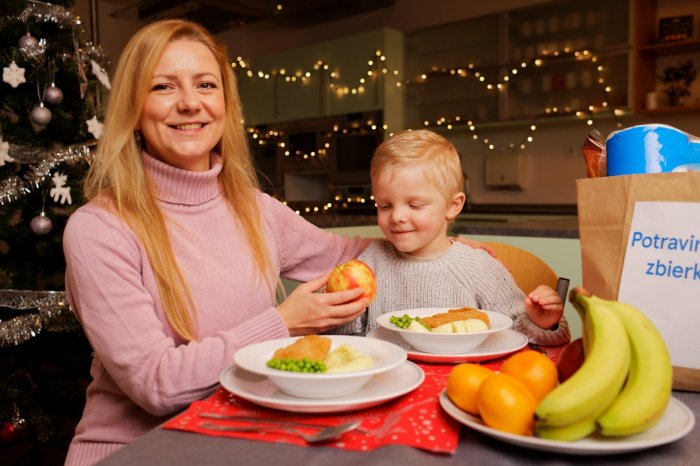 Ilustračný obrázok k článku Tesco už 13 rokov spája Slovensko na pomoc ľuďom v núdzi. Najväčšia potravinová zbierka štartuje 20. novembra