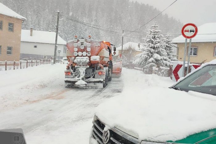 Ilustračný obrázok k článku Polárny vír sa má čoskoro ROZPADNÚŤ: Európu čakajú tuhé MRAZY a sneženie!