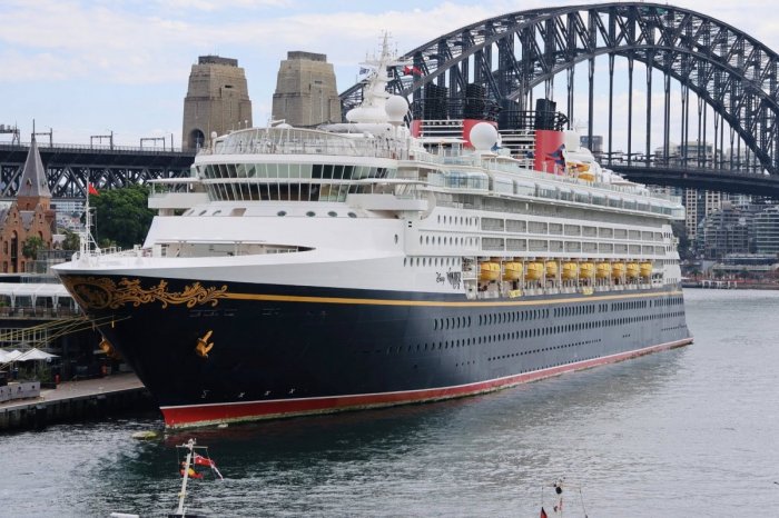 Ilustračný obrázok k článku TRAGÉDIA na luxusnej výletnej lodi: Do mora SPADOL senior, NEPODARILO sa ho nájsť