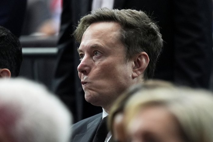 Ilustračný obrázok k článku Elon Musk vyzval na zrušenie EÚ! Únia REAGUJE: Hovorí o BLÁZNIVÝCH vyjadreniach