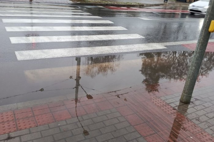 Ilustračný obrázok k článku Ten problém je tam roky: Konečne sa bude riešiť zatopený priechod pre chodcov na Mukačevskej