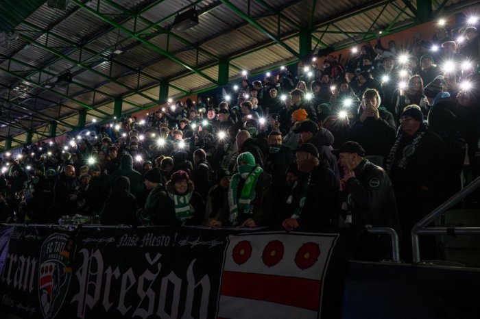 Ilustračný obrázok k článku Rozlúčka s rokom sa Tatranu nepodarila: Regáli nepremenil penaltu a body brali hostia