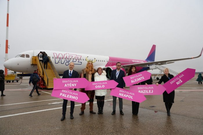 Ilustračný obrázok k článku PREKVAPENIE pre cestovateľov: Wizz Air pridal SEDEM nových liniek z Bratislavy