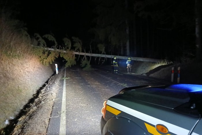 Ilustračný obrázok k článku POZOR na výčiny počasia! Meteorológovia VARUJÚ 2 okresy v kraji, vydali aj VÝSTRAHY 2. stupňa