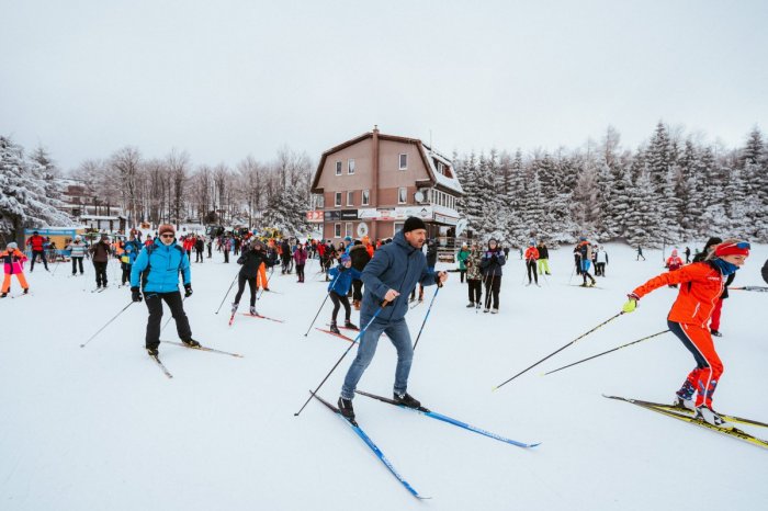 Ilustračný obrázok k článku Obľúbené stredisko OTVORILO sezónu: Nechýbali zimné ATRAKCIE ani ORIGINÁLNY krst, FOTO
