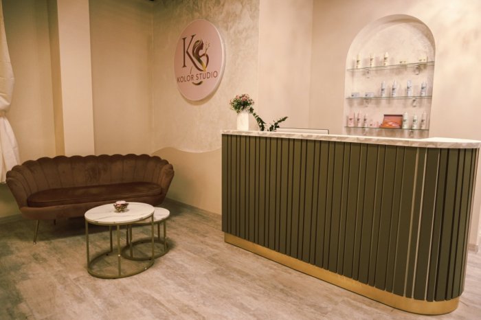 Ilustračný obrázok k článku Kolor Studio v Košiciach mení pohľad na kaderníctvo: rýchle premeny, ktoré si ženy chvália