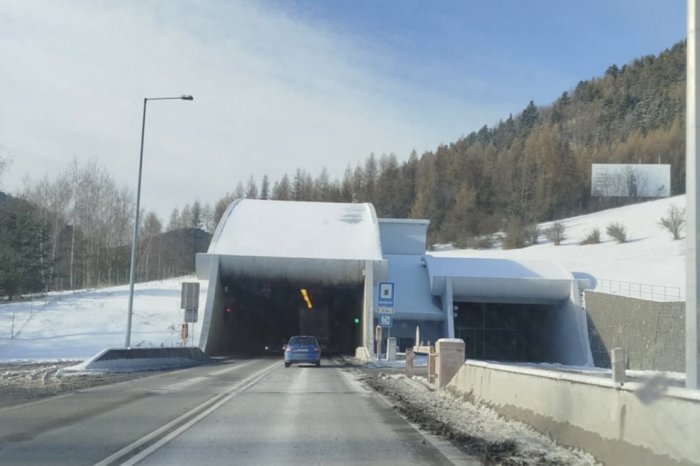 Ilustračný obrázok k článku Už zase! Tunel Branisko bol zatvorený, vodičov čakala OBCHÁDZKA
