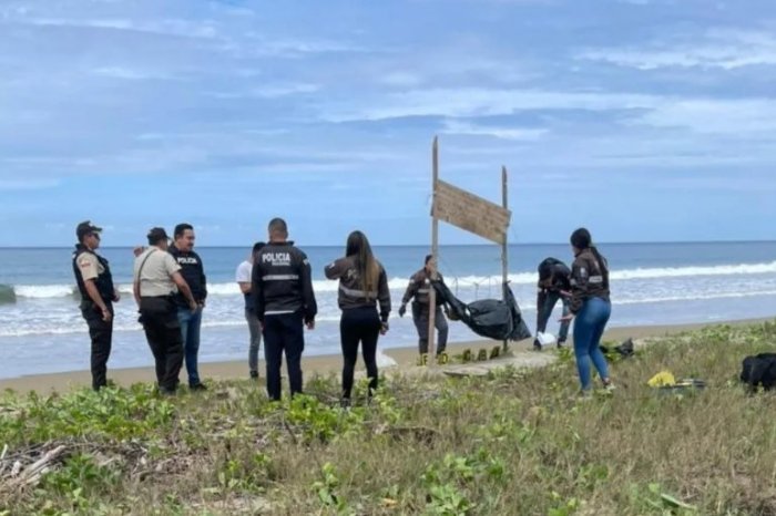 Ilustračný obrázok k článku HRÔZA na turistami vyhľadávanej pláži: Viseli tam ľudské HLAVY!