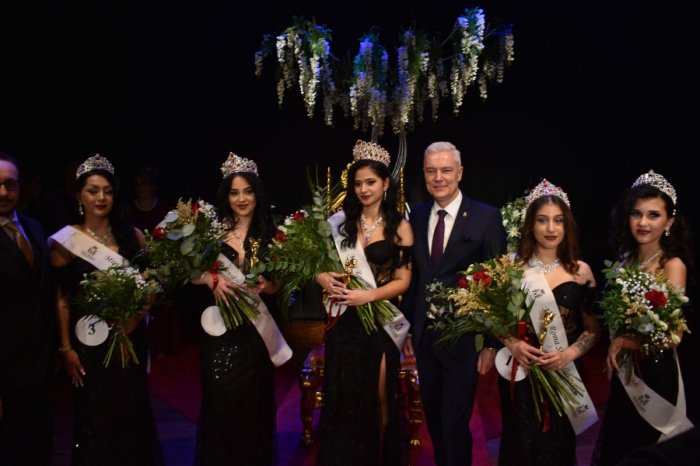 Ilustračný obrázok k článku Vyhlásili NAJKRAJŠIE dievčatá: Súťažili o titul Miss Roma, TOTO sú víťazky, FOTO