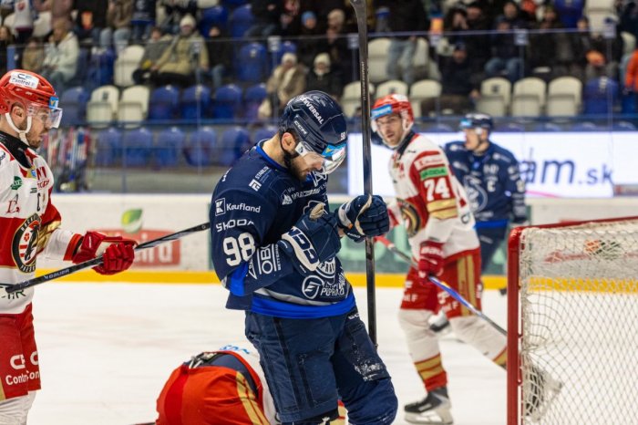 Ilustračný obrázok k článku HK Poprad si poistil 6. miesto: Posledný Prešov bol jednoduchým sústom