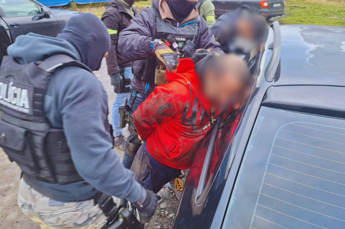 Ilustračný obrázok k článku PROTIDROGOVÝ zásah na juhu Slovenska: Policajti zaistili PERVITÍN aj ZBRANE, FOTO