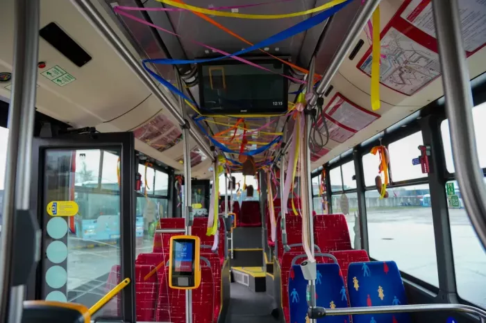 Ilustračný obrázok k článku Parádna NOVINKA: V uliciach Nitry premáva FAŠIANGOVÝ autobus! FOTO