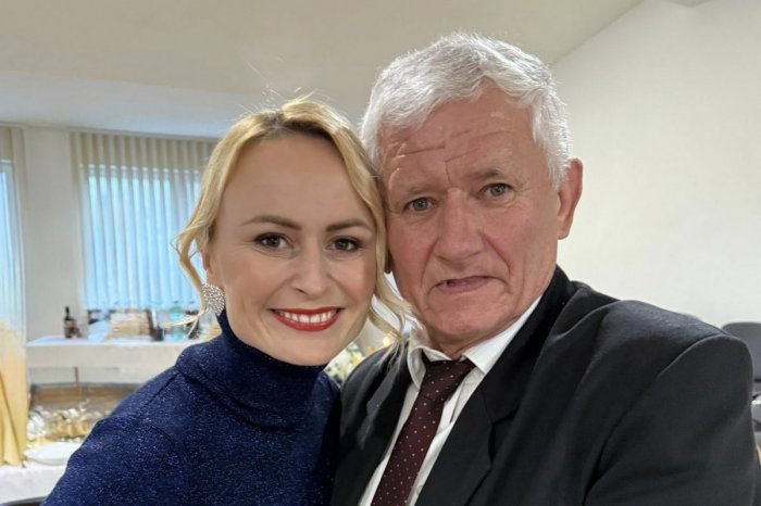 Ilustračný obrázok k článku Išiel von nakŕmiť zvieratá a už sa nevrátil: Speváčka Janais prežíva bolesť po strate otca