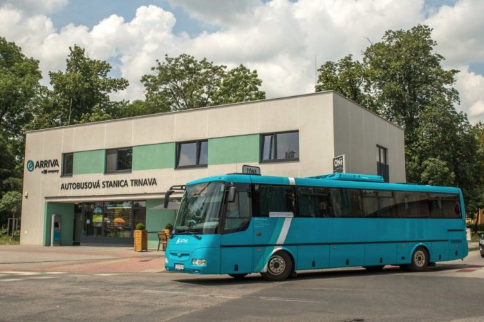 Ilustračný obrázok k článku Reakcia na rekonštrukciu železnice: V kraji prispôsobili cestovné poriadky autobusov