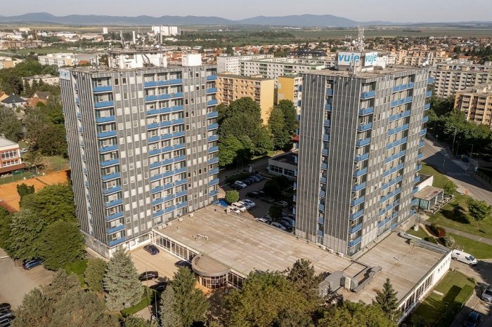 Ilustračný obrázok k článku Kancelárie premenia na byty: Dve veže čaká ZMENA! Trnava hľadá NAJLEPŠIE riešenie