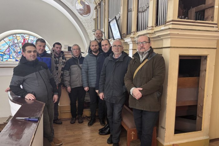 Ilustračný obrázok k článku Má takmer STO rokov: V Šali odštartovala veľká OPRAVA vzácneho organa